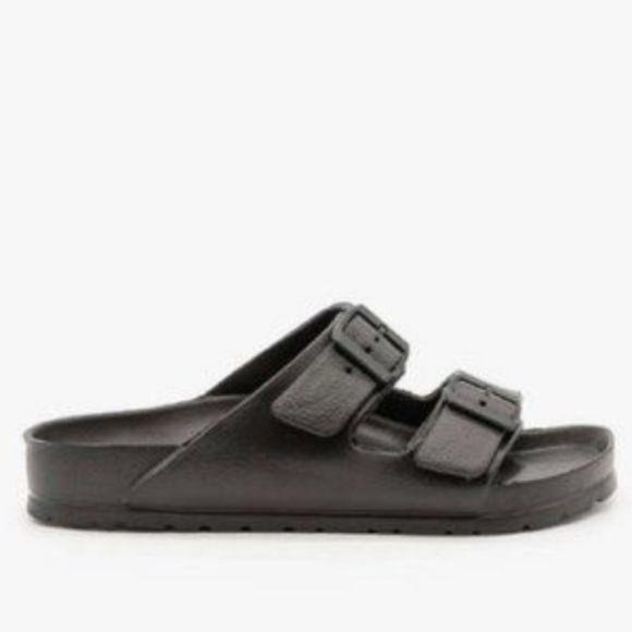 !! NEW !! Lightweight Double Buckle Sandals in Black - Picture 3 of 7